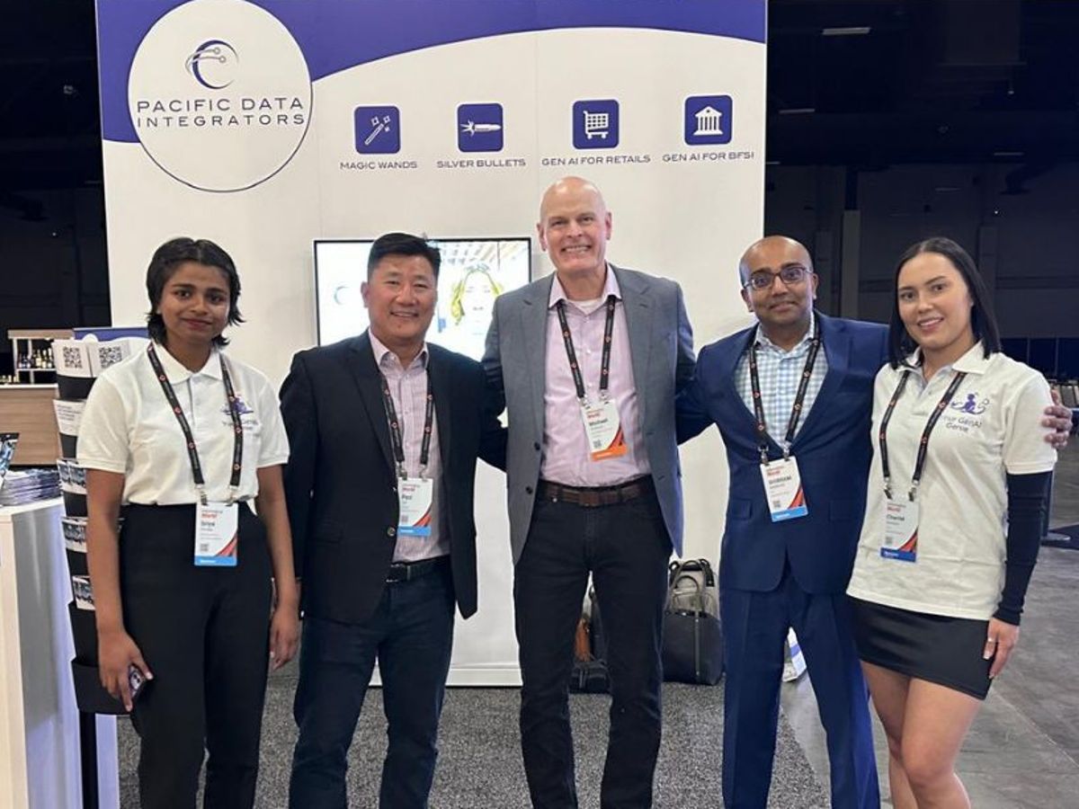 Pacific Data Integrators team at their Informatica World booth